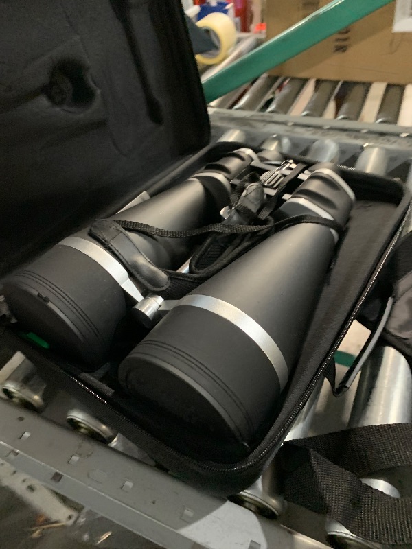 Photo 1 of (Right lens is not fully functional) (USED/FAIR) (PARTIAL SET) Celestron 71017 SkyMaster 25x100mm Porro Prism Binoculars with Multi-Coated Lens, BaK-4 Prism Glass and Carry Case, Black