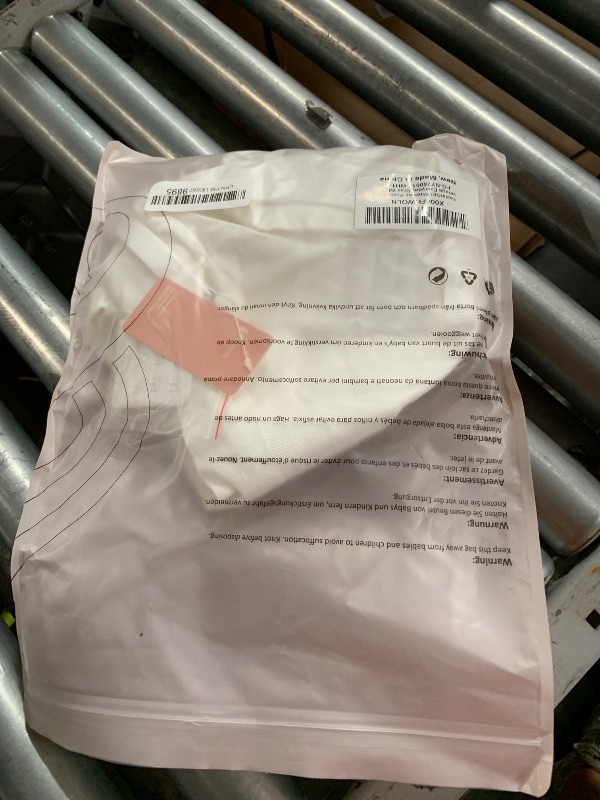 Photo 1 of (BAGGED) (USED/FAIR) FeelinGirl Wireless Supportive Bra for Women, Seamless Comfort Bralettes No Underwire Full Coverage Everyday Bras White