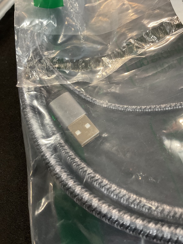 Photo 1 of (Used)(see images)UANTIN HDMI to VGA Cable Adapter