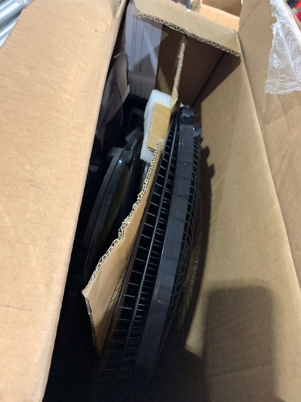 Photo 1 of ***(FOR PARTS ONLY/ NON FUNCTIONAL)***
Amazon Basics 16-Inch 3-Speed Pedestal Floor Fan