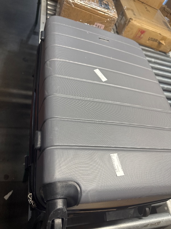 Photo 1 of (used)(damaged)(see images) Wrangler Smart Luggage Cup Holder and USB Port, Quiet Shade, 3 Piece Set