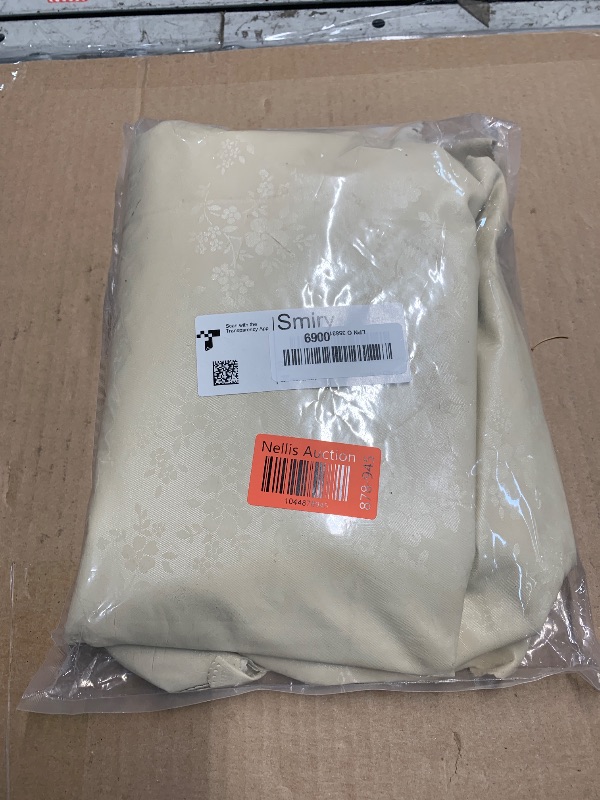 Photo 1 of ***(HEAVILY USED/ MINOR DAMAGE)***
Smiry Rectangle Table Cloth, Waterproof Heavy Duty Vinyl Tablecloths, Wipeable Washable Table Cover for Kitchen and Dining Room (White, 60" X 84")