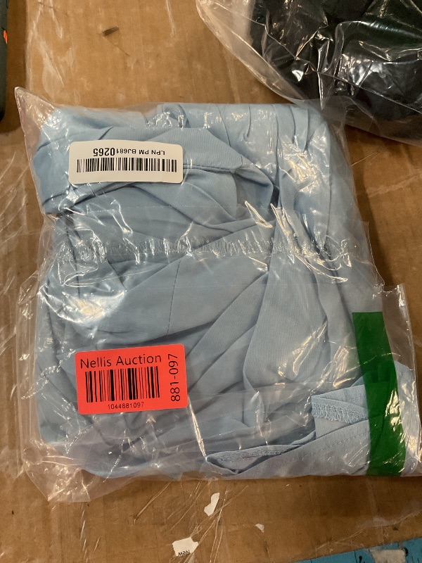Photo 1 of ***(used)***
KYLELOVE Women Oversized Button Down Work Shirts Business Casual Summer Blouses Light Weight Outfits Sky Blue