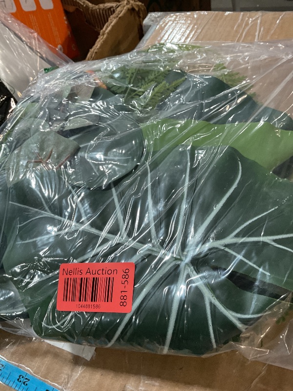 Photo 1 of JUSTOYOU Artificial Calla Lily Flower Big Fake Calla Lily Greenery Bouquet for Vase Decor Big Faux Calla Lily Centerpieces Flower for Table Greenery Plants Bouquet for Home Office Decor