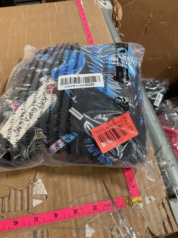 Photo 1 of Rashguard for Women UV Sun Protection Breathable Rash Guard Built in Bra Adjustable Wetsuit Swimsuit Top with Boyshort Bottoms Blue Leaf XL