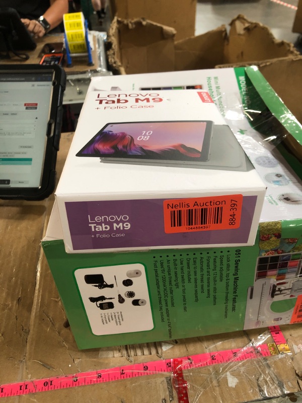 Photo 1 of (see all images) Lenovo Tab M9-2023 - Tablet - Long Battery Life - 9" HD - Front 2MP & Rear 8MP Camera - 3GB Memory - 32GB Storage 