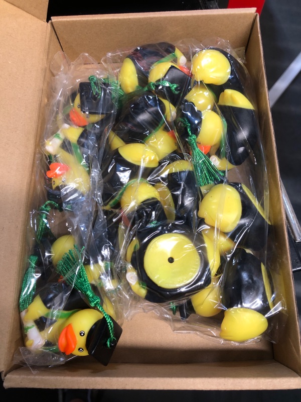 Photo 1 of (missing pieces) Lewtemi 12 Pcs Green Graduation Diploma Rubber Ducks 2025 Grad Rubber Duck Bulk Cake Topper 