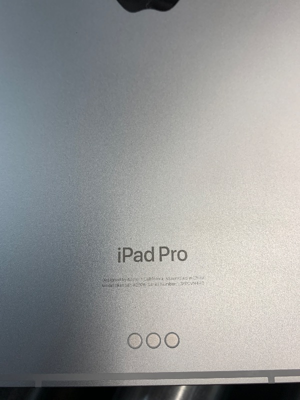 Photo 1 of **Prev used**Minor Damage**Powers on**
Apple iPad Pro 13-Inch (M4): Built for Apple Intelligence, Ultra Retina XDR Display, 512GB, 12MP Front/Back Camera, LiDAR Scanner, Wi-Fi 6E + 5G Cellular, Face ID, All-Day Battery Life — Silver