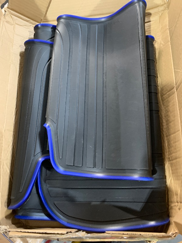 Photo 1 of (used)(see all images) San Auto Car Floor Mat 