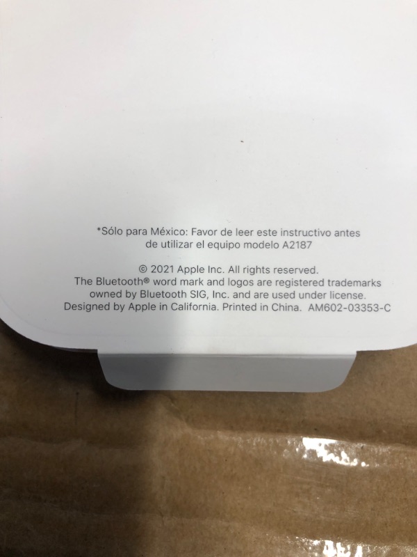 Photo 1 of Apple AirTag 4 Pack