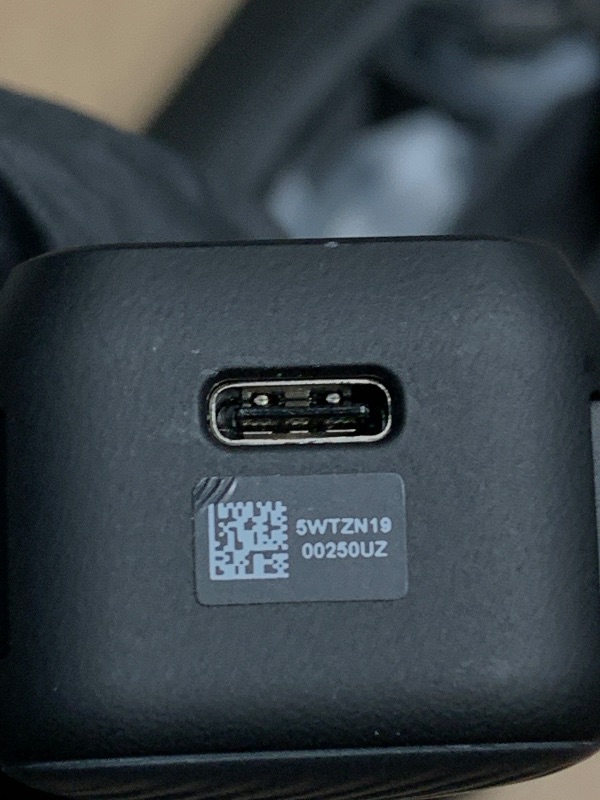 Photo 1 of DJI Osmo Pocket 3 Creator Combo, Vlogging Camera with 1'' CMOS, 4K/120fps Video, 3-Axis Stabilization, Face/Object Tracking, Fast Focusing, Mic Included for Clear Sound, Digital Camera for Photography