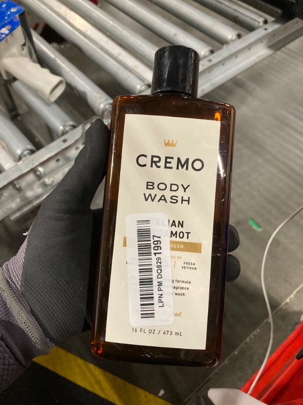 Photo 1 of Cremo Body Wash Men, Notes of Italian Bergamot, Neroli Blossom, and Fresh Vetiver, Rich-Lathering Italian Bergamot, 16 Fl Oz