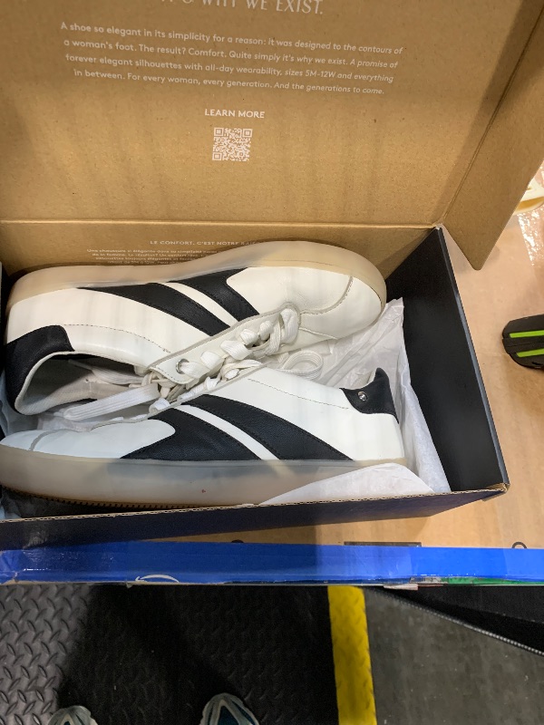Photo 1 of [USED] Naturalizer Womens Medina Sneaker White/Black Leather SIZE 8 W     
