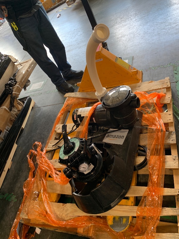 Photo 1 of ****** MISSING PARTS********* VEVOR Sand Filter Pump for Above Ground Pool, 13 in, 3500 GPH, 3/4 HP Swimming Pool Sand Filter Pump System, Krystal Clear with 6-Way Multi-Port Valve & Strainer Basket, Easy Installation for Pools