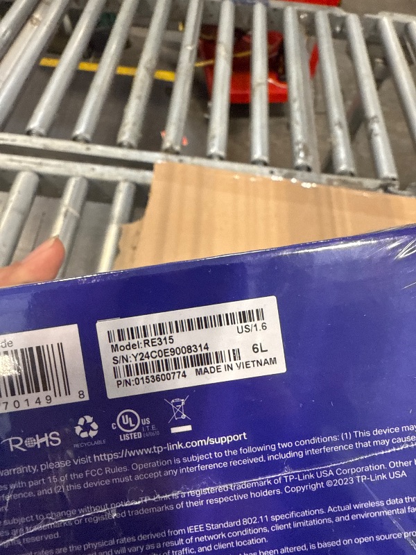 Photo 1 of ***FACTORY SEALING***
TP-Link AC1200 WiFi Extender, 2025 Wirecutter Best WiFi Extender, 1.2Gbps home signal booster, Dual Band 5GHz/2.4GHz, Up to 1600 Sq.ft and 32 Devices, EasyMesh Compatible, One Ethernet Port (RE315)