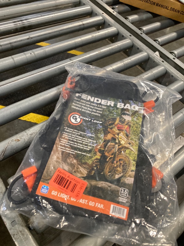 Photo 1 of Giant Loop Fender Bag + Number Plate Bag, Waterproof Storage Pouch for Essential Items, Ideal for Enduro, Dirt Bike, Snowbike