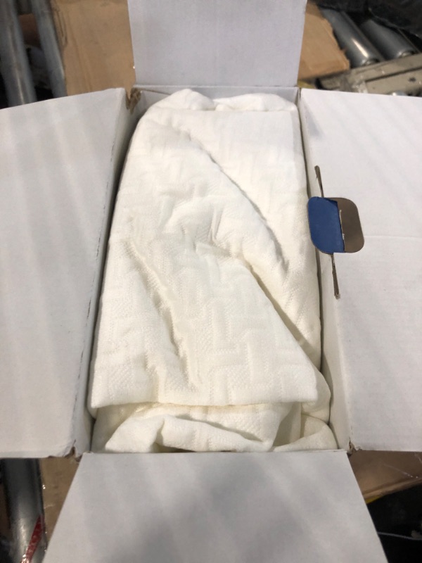 Photo 1 of 100% Waterproof Queen Mattress Protector Breathable Cooling 3D Air Fabric Mattress Cover Smooth Soft Hypoallergenic Noiseless Bed Cover Machine Washable Vinyl Free, 8-21'' Deep Pocket