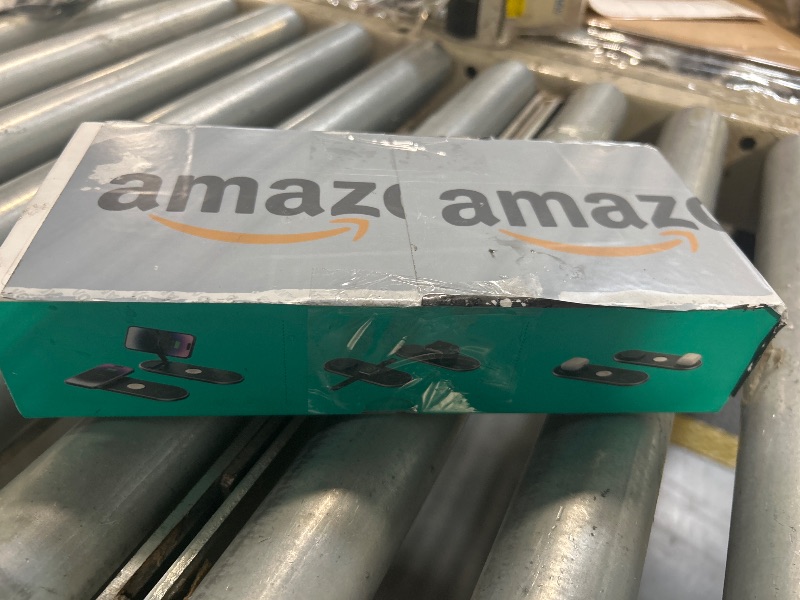 Photo 1 of ** SIMILAR IMAGE**JARGOU 3 in 1 Charging Station for Apple Compatible with Magsafe Charger Stand with Apple Charging Station for iPhone 16 15 14 13 12, for Apple Watch, for AirPods 2/3/4/Pro/Pro 2 (Foldable) (Black)