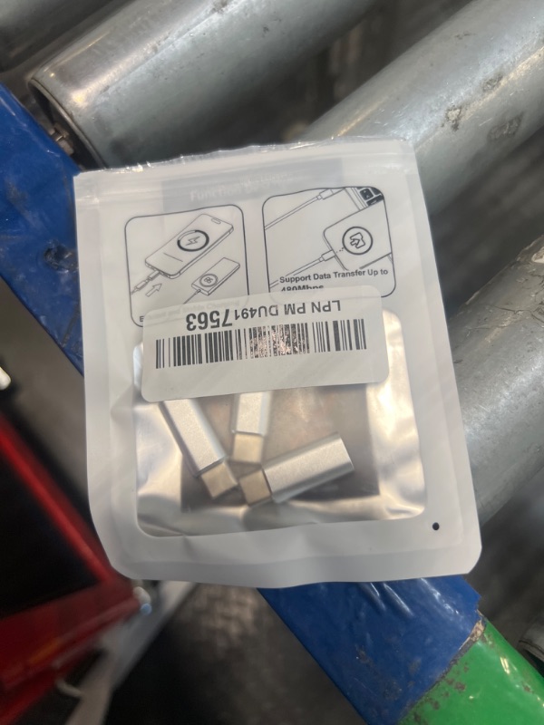 Photo 1 of ????? ???????? Lightning to USB C Adapter for iPhone 16/15 Pro Max/Plus,Samsung S25,iPad,Nintendo Switch,Support Charging,Not for Audio,Type C Charger Connector,for iPhone 16/15 Charger