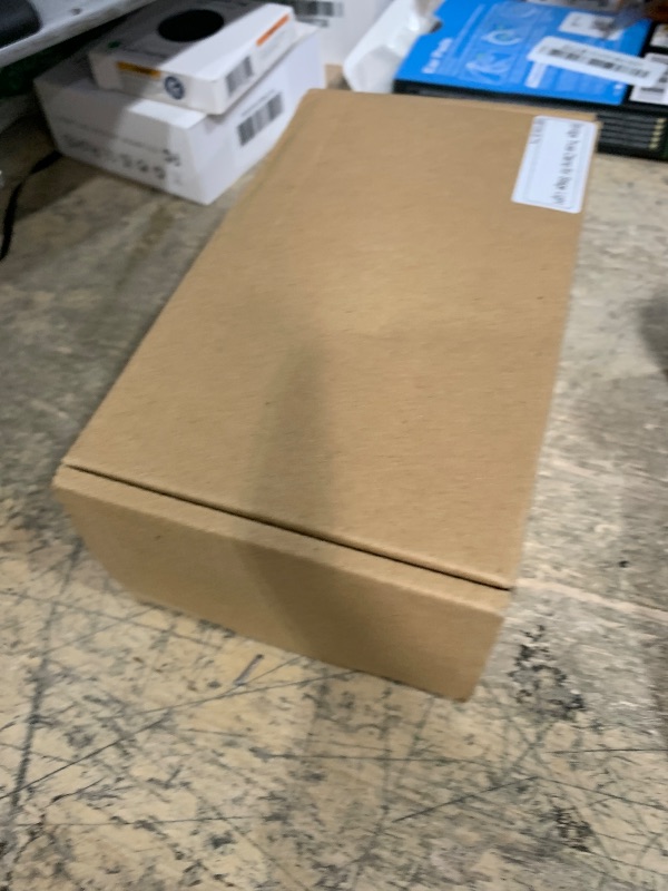 Photo 1 of heneng 4 Pcs Moving Head Light Bridge Truss Clamp, Mounting Spacing 5-1/2", Fast-Lock Connector Bracket, Max Load 330lbs