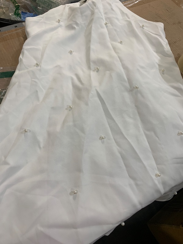 Photo 1 of (no size) (appeart to be medium/large) Floerns Women's Pearl Beaded Halter Twist Sleeveless Tie Back Dress A Line Dress White