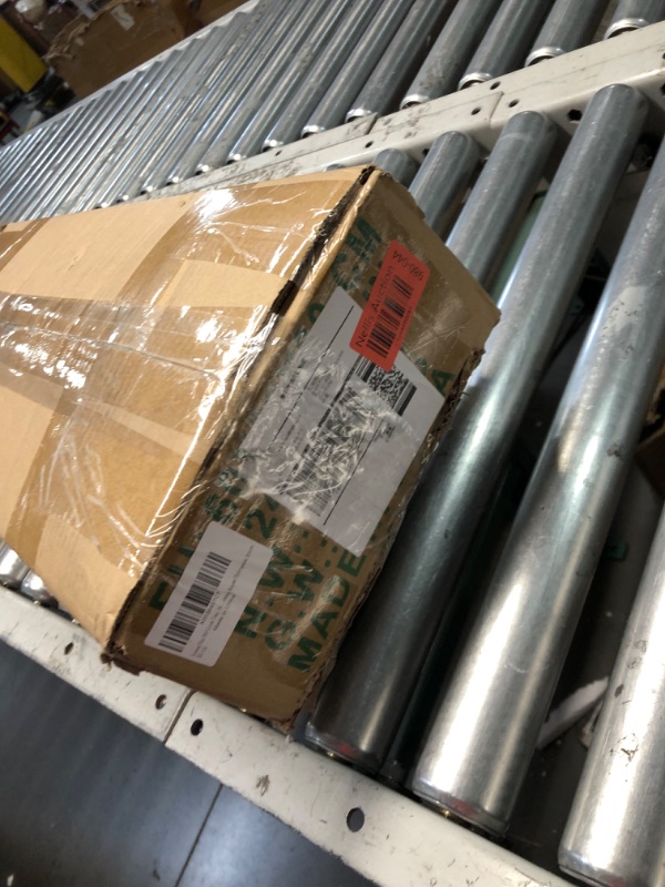 Photo 1 of ***DAMAGED - FLOOR TRAY SLASHED - SEE PICTURES***
Green Hut 2x2 Grow Tent, 24"x24"x36" 600D Mylar Hydroponic Growing Tents for Plants Inside Reflective Grow Tent Growing Room Hydroponic System