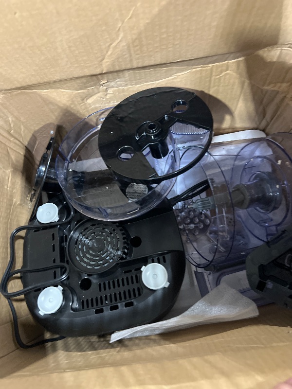 Photo 1 of ***MAIN CANASTER BROKEN/PARTS ONLY ITEM*** Panasonic Food Processor, 5 Attachments to Shred, Whip, Mince, Chop, Grind, Knead, Shred, and Slice, with 10-cup Bowl Capacity - MK-F511