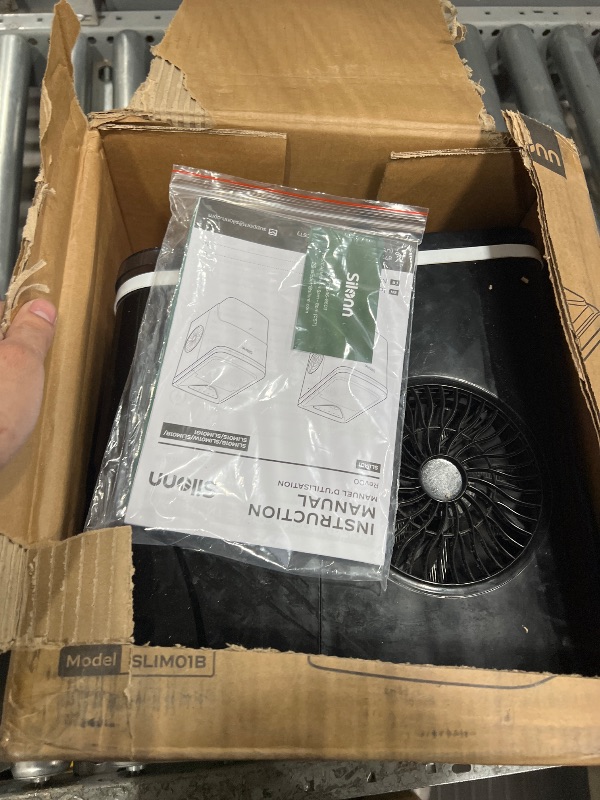 Photo 1 of ** FOR PARTS ONLY *** Silonn Countertop Ice Maker, Auto-Cleaning Portable Ice Machine with Ice Scoop and Basket, 26lbs in 24Hrs, 9 Ice Cubes Ready in 6 Mins, 2 Sizes of Bullet Ice for Home Party