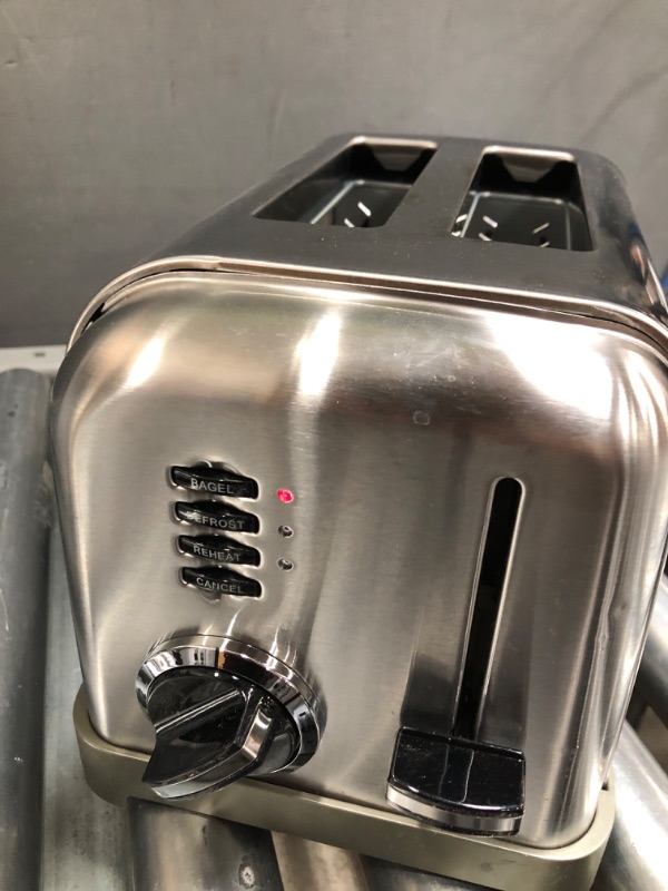 Photo 1 of *Tested powers on*Cuisinart CPT-160 Metal Classic 2-Slice Toaster, Brushed Stainless