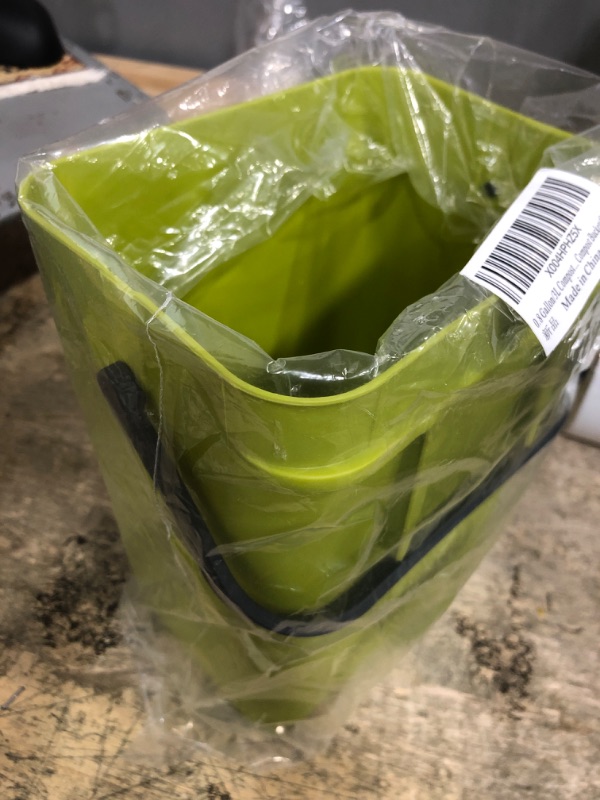 Photo 1 of 0.8 Gallon/3L Compost bin Kitchen, for use on countertops or Under Sinks, Hanging Trash can with lid, for Cupboard/Bathroom/Bedroom/Office/Camping, Mountable Indoor Compost Bucket(Green)