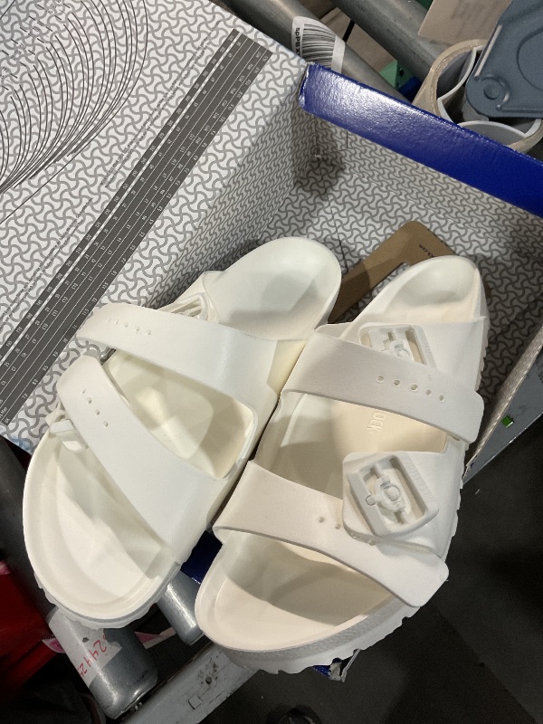 Photo 1 of (See all images)Birkenstock Unisex Arizona Essentials EVA Black Sandals -mens 11