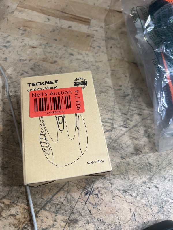 Photo 1 of TECKNET Wireless Mouse, USB C to A Adapter, Computer Mouse for Laptop, PC, Computer, Chromebook, Notebook, 6 Buttons, 24 Months Battery Life, 2600 DPI, 5 Adjustment Levels - Blue