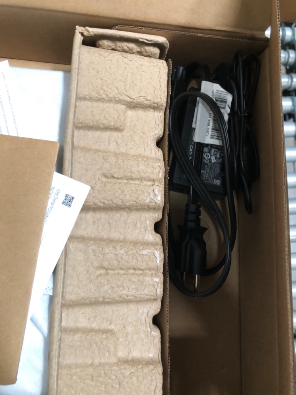 Photo 1 of acer Aspire 3 15.6" Notebook FHD AMD Ryzen 7 5700U 16GB RAM 512GB SSD Windows 11 Home