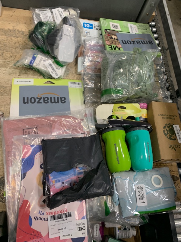 Photo 1 of ** SOLD AS IS BUNDLE OF HOME GOODS AND MISCELLANEOUS ITEMS FINAL SALE**
