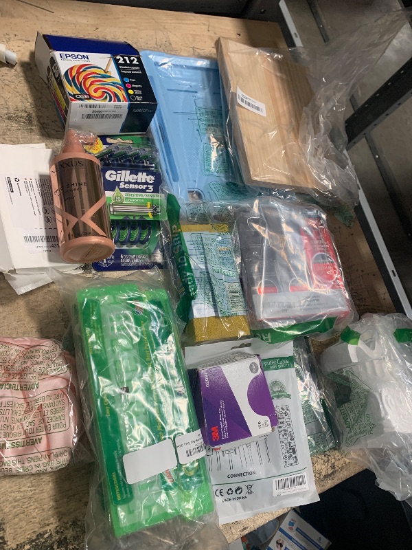 Photo 1 of ** SOLD AS IS BUNDLE OF HOME GOODS AND MISCELLANEOUS ITEMS FINAL SALE**