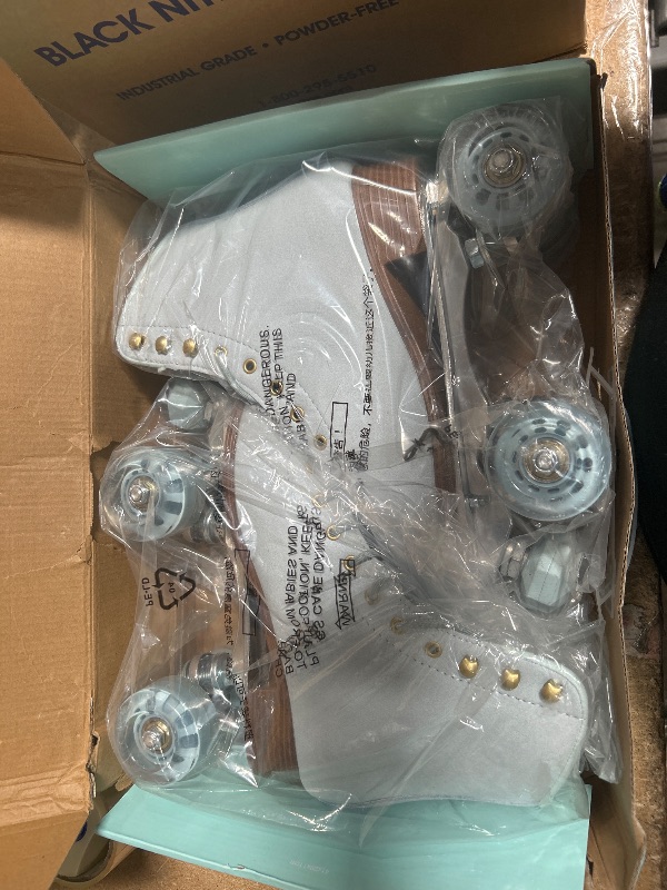 Photo 1 of *2 RIGHT SKATES ONLY* Roller Skates for Women or Men with Height Adjustable Rubber Stoppers Retro Suede Quad Roller Skates for Outdoor and Indoor