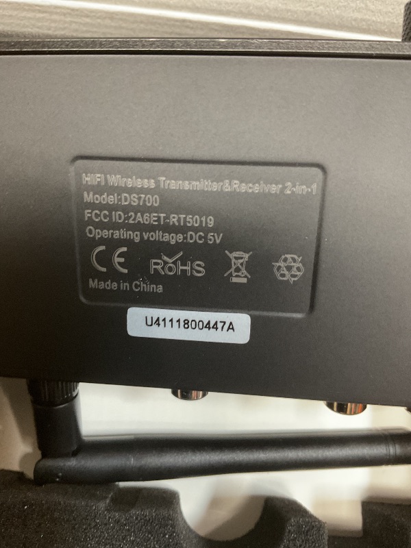 Photo 1 of 1Mii DS700 HiFi Bluetooth Audio Transmitter Receiver for TV, Long Range Wireless Adapter with Audiophile DAC, LDAC, aptX HD/LL, LCD Display, Optical Coaxial RCA Audio Interface