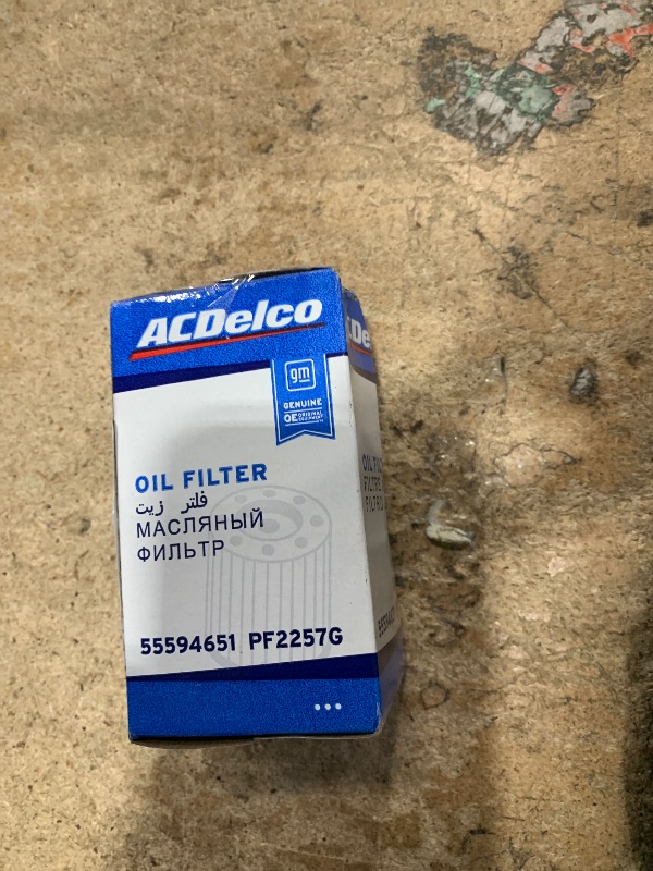 Photo 1 of ACDelco GM Original Equipment PF2257G Engine Oil Filter and Cap Seal (O-Ring) (Use with Cap Marked HENGST)