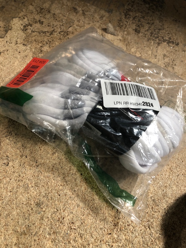 Photo 1 of Saucony Women's RunDry Performance Selective Cushion Socks, Available in S-L (6, 12, White Basic (6 Pairs), Small