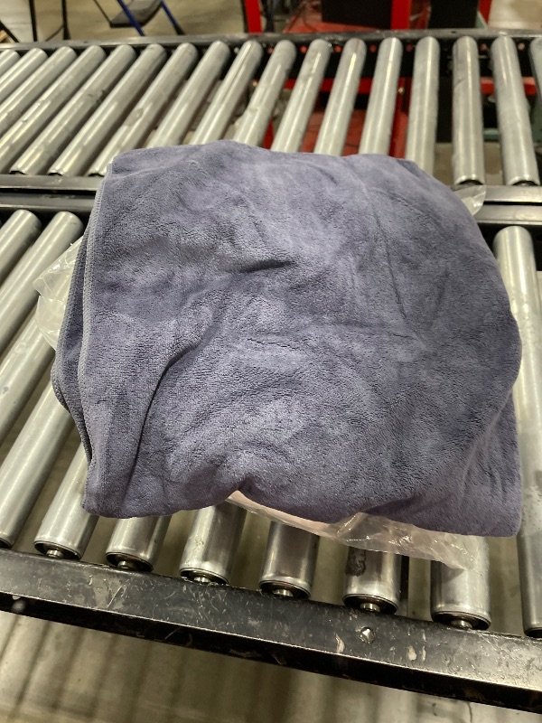 Photo 1 of Microfiber towels