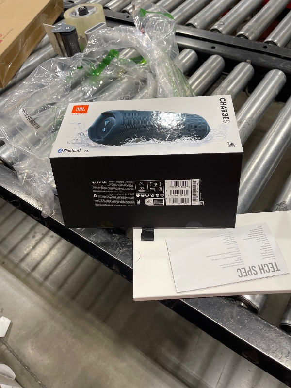 Photo 1 of JBL Charge 5 - Portable Bluetooth Speaker with Megen Hardshell Travel Case with IP67 Waterproof and USB Charge Out (Blue)