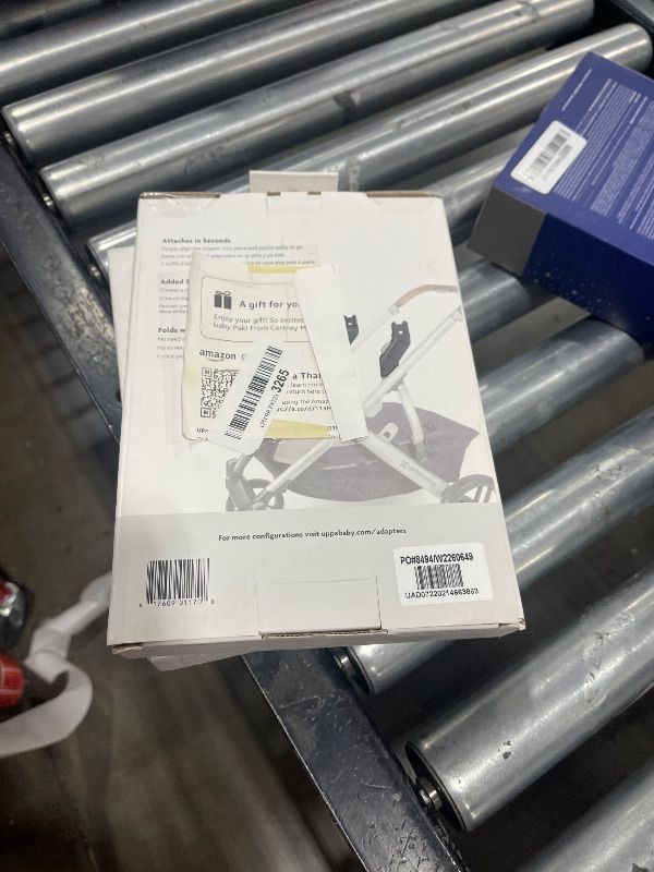 Photo 1 of UPPAbaby Upper Adapter for Vista, Vista V2, and Vista V3 Strollers/ Compatible with Bassinet, Toddler Seat, Aria, Mesa V2, or Mesa Max Infant Car Seats / Quick + Secure Attachment / 1 Set
