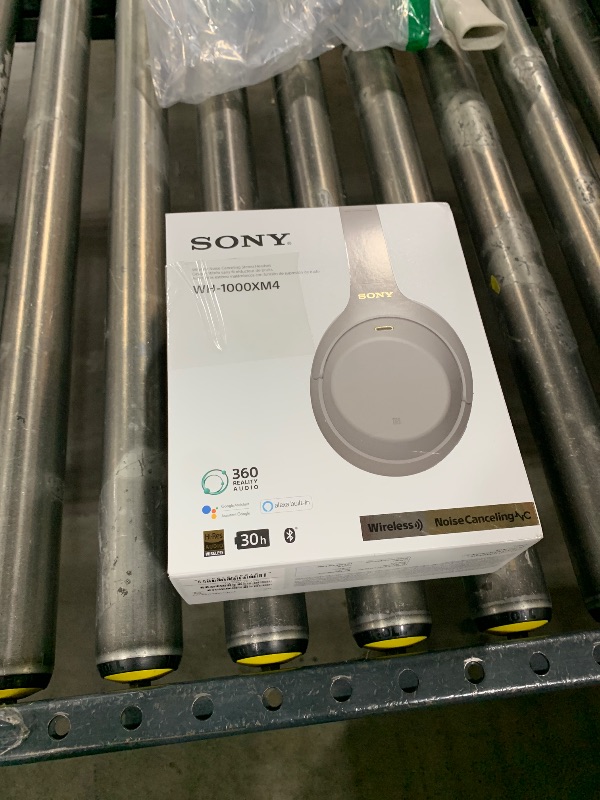 Photo 1 of Sony WH-1000XM4 Noise Cancelling Wireless Headphones - 30hr Battery Life - Over Ear Style - Optimised for Alexa and Google Assistant - Built-in mic for Calls - Silver International Version