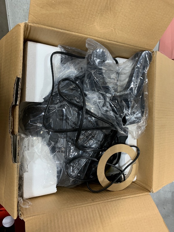 Photo 1 of THRUSTMASTER TX Servo Base (Compatible with XBOX Series X/S, XOne & PC)