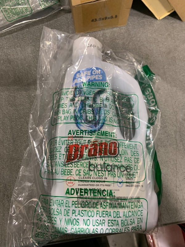 Photo 1 of Drano Balance Drain Clog Remover and Cleaner, Non-Corrosive Formula, Safe on All Pipes and Septic Tanks, Formulated Using Only Essential Ingredients, 32 Fl Oz