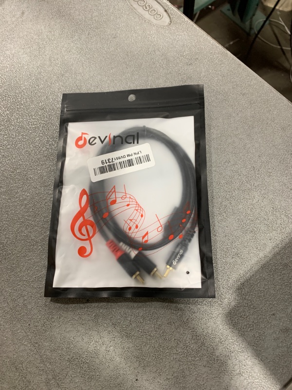 Photo 1 of Devinal RCA Y Cable, RCA/Phono Y Splitter, RCA 1 Male to 2 Male Y Adapter, Male/Male Subwoofer Cable Gold Plated for subs/amps/Hi-Fis/Home Theater/receivers 3.3Feet/1M