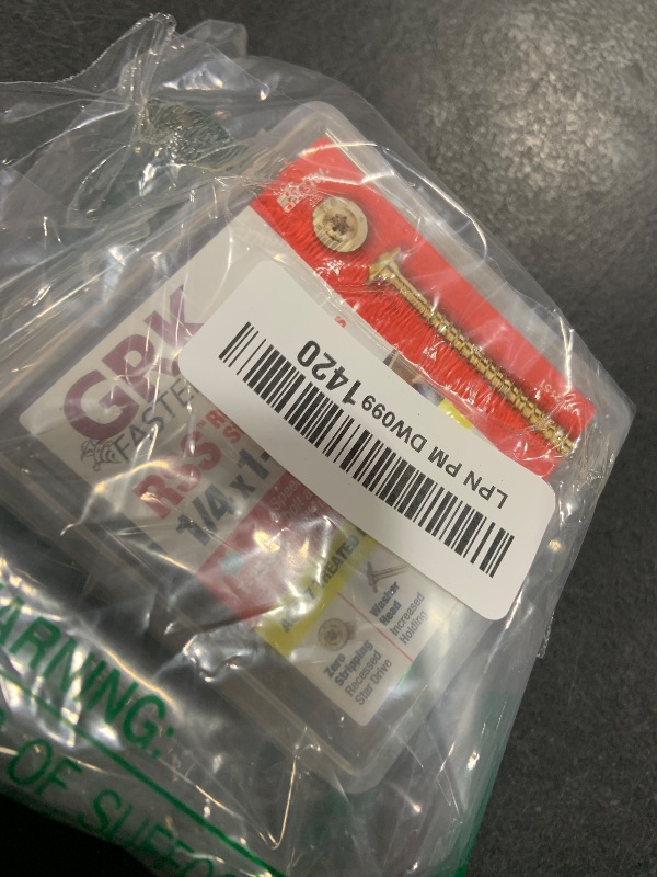 Photo 1 of GRK Fasteners-114083 RSS14112HP RSS HandyPak 1-1/2-Inch Structural, 50 Screws per Package (772691121516), 1/4" x 1-1/2", Gold, Count