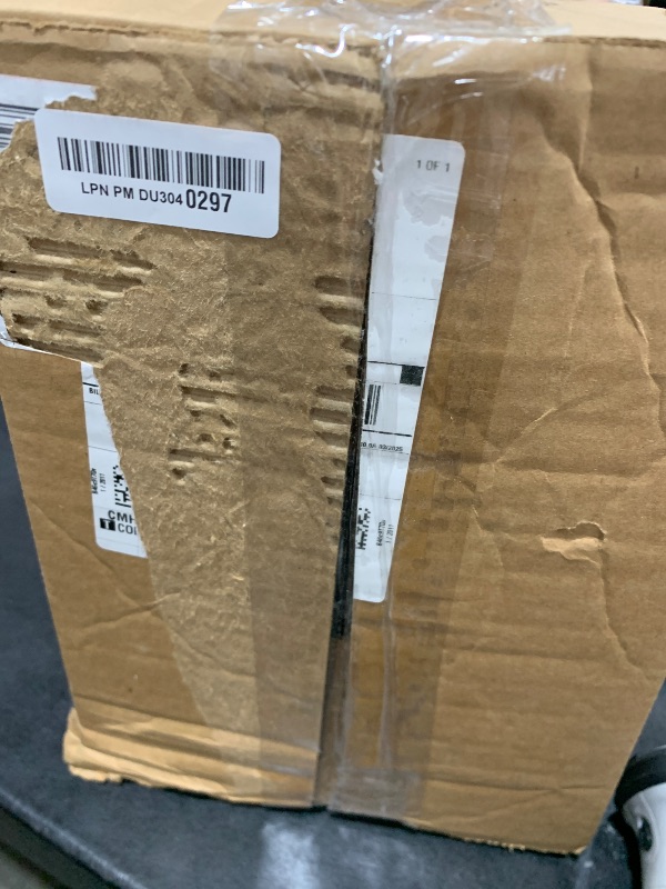 Photo 1 of Dewalt DCS393 bare tool 20V MAX 6 1/2" circular saw in bulk packaging