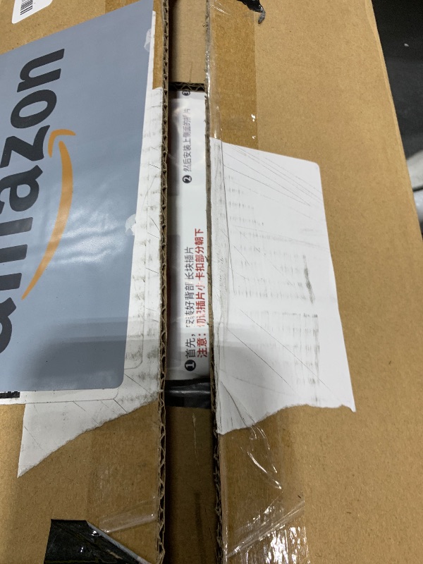 Photo 1 of VERABE Small Turtle Tank with Lid, Acrylic Turtle Aquarium with Water Pump, Full View Visually Reptile Turtle Habitat, Easy to Clean and Change Water, Multi Functional Area, Small, White