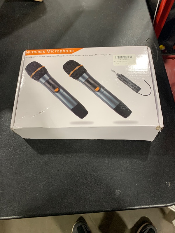 Photo 1 of Wireless Microphone.